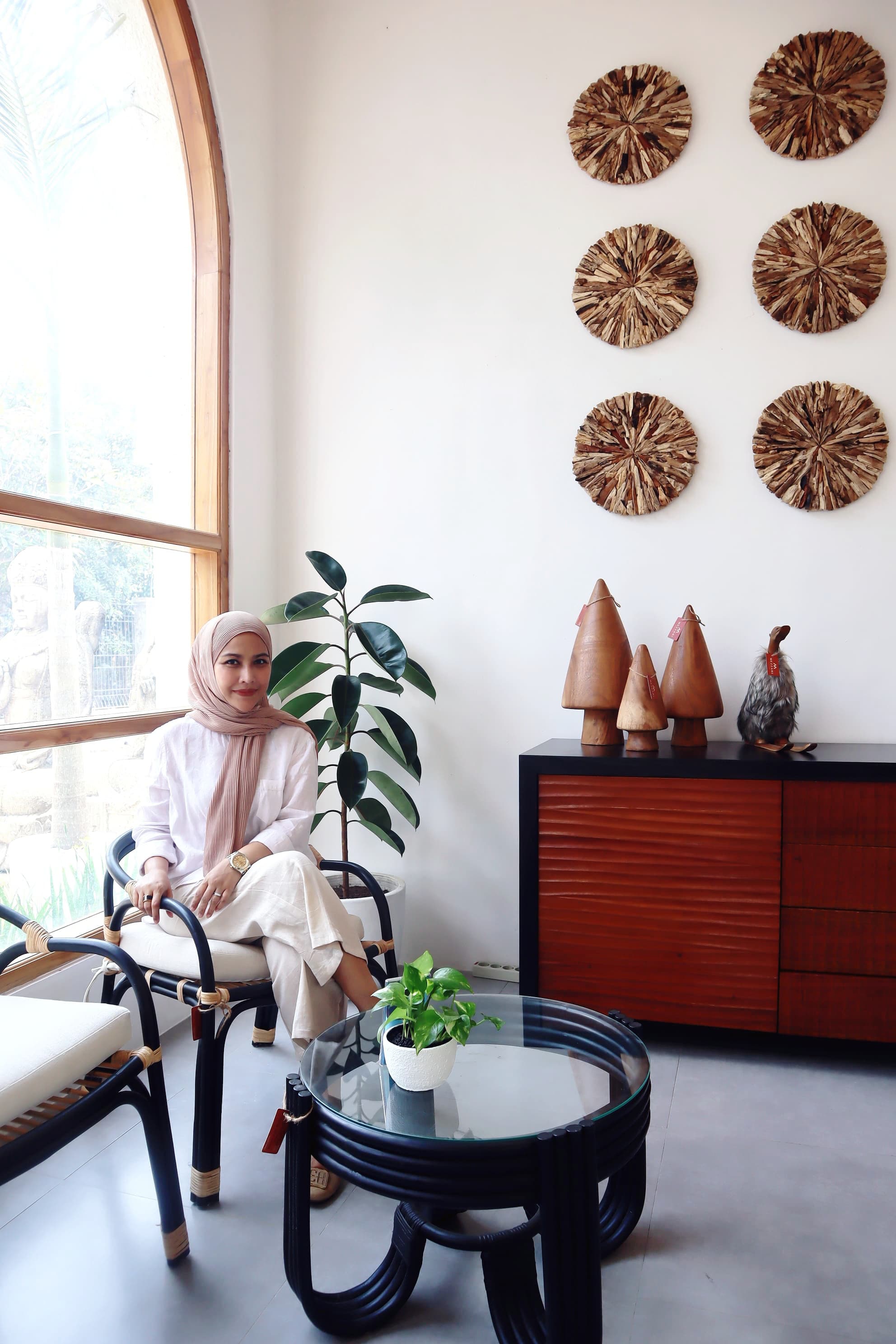 ACHIS SISWANTI, SE the owner of PT MEZZANI MAHKOTA MATARAM