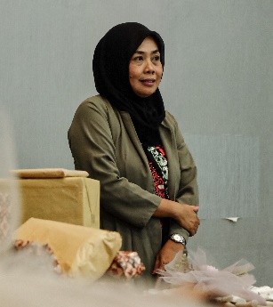 Rita Cahaya Sari